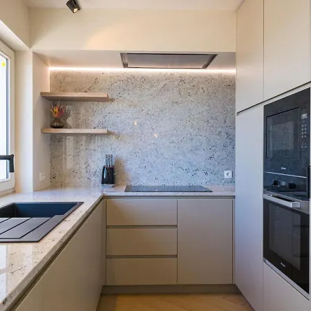 Beautiful Penthouse With Phenomenal Sea View