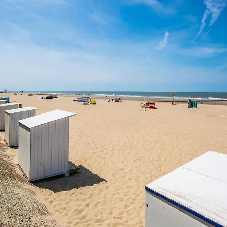 Apartment Beautiful Penthouse With Phenomenal Sea View Middelkerke