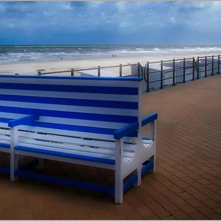 Beautiful Penthouse With Phenomenal Sea View *