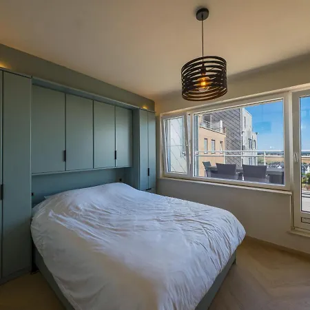 Beautiful Penthouse With Phenomenal Sea View *